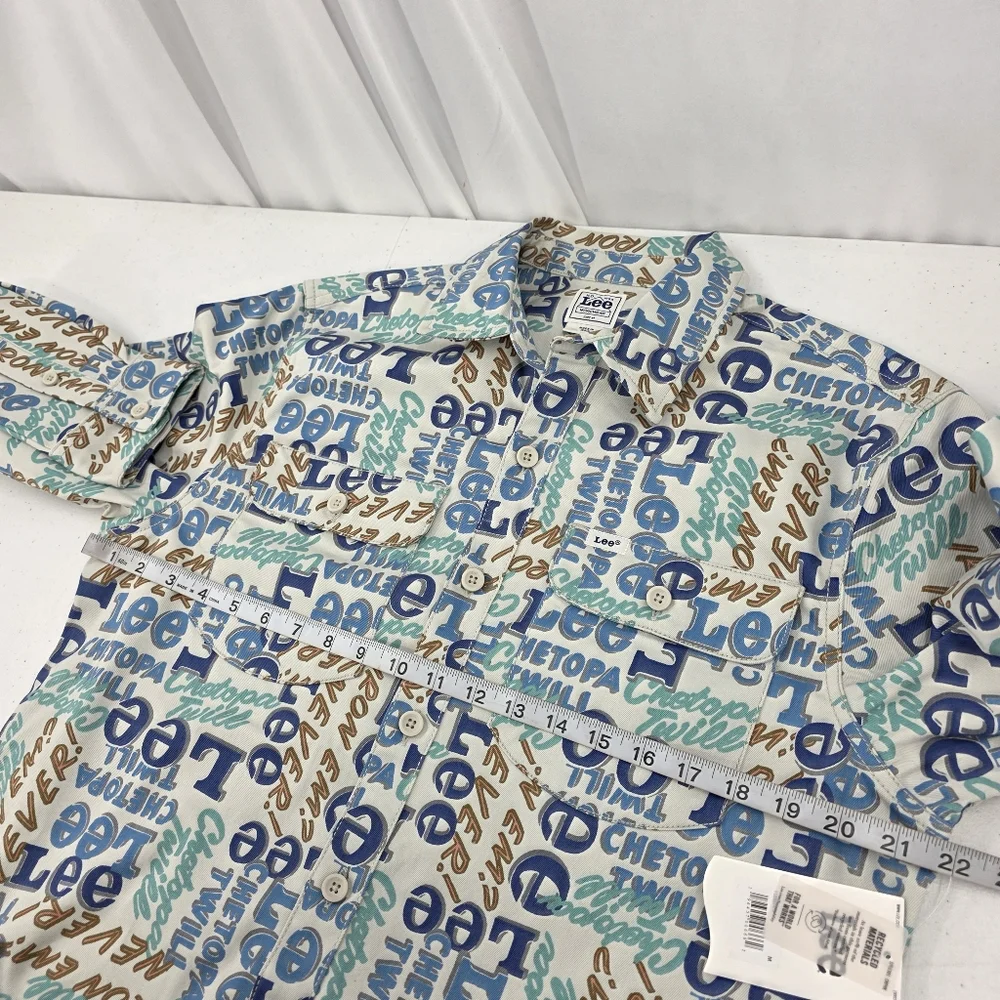 NWT LEE Workwear Heritage Chetopa Twill Logo‎ Print Shacket Mens Medium No Iron.